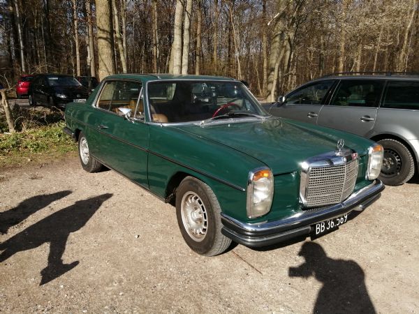Mercedes-Benz W114 Coupe 250c
